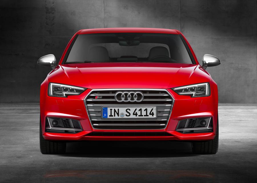 Audi S4 Sedan (B9) 2016 года  (WW) (фото 25 из 40)